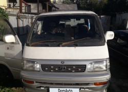 Toyota Hiace 1995 года