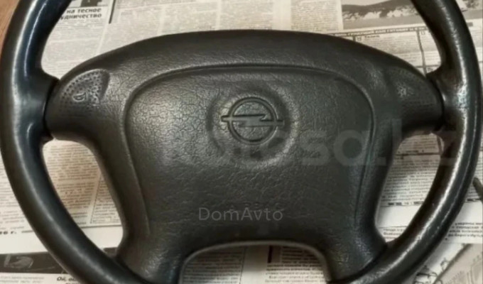 рулевое колесо на OPEL
