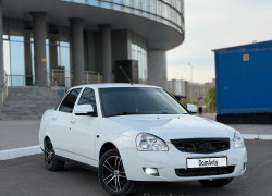 ВАЗ (Lada) Priora 2014 года