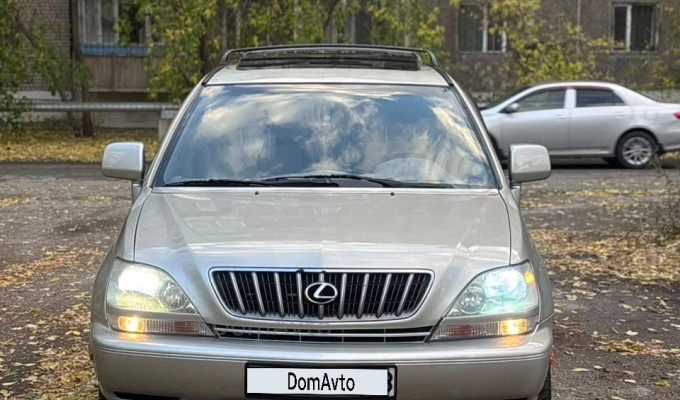 Lexus RX 1999 года