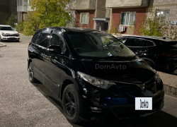 Toyota Estima 2008 года