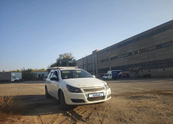 Opel Astra 2008 года