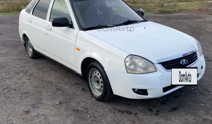 ВАЗ (Lada) Priora 2013 года