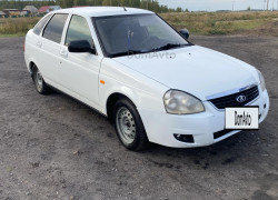 ВАЗ (Lada) Priora 2013 года