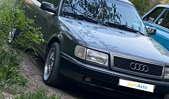 Audi 100 1993 года