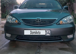 Toyota Camry 2005 года