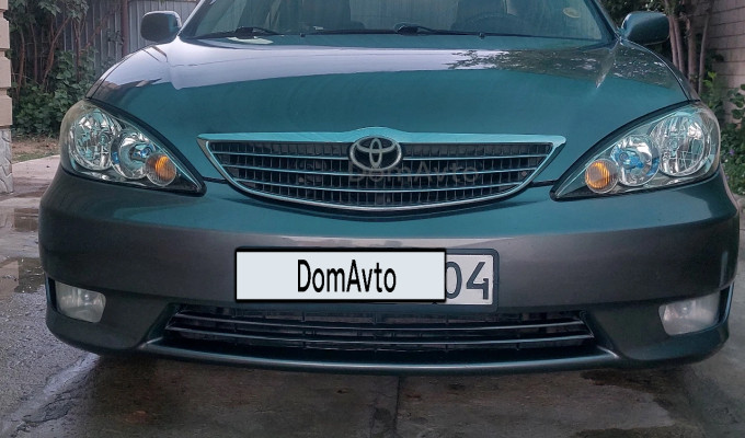 Toyota Camry 2005 года