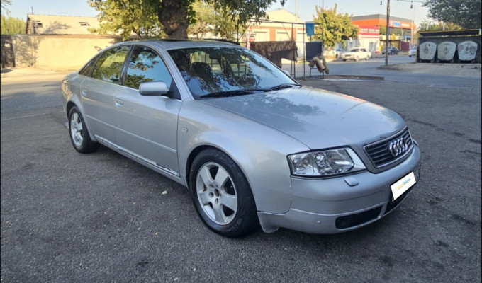 Audi A6 2001 года