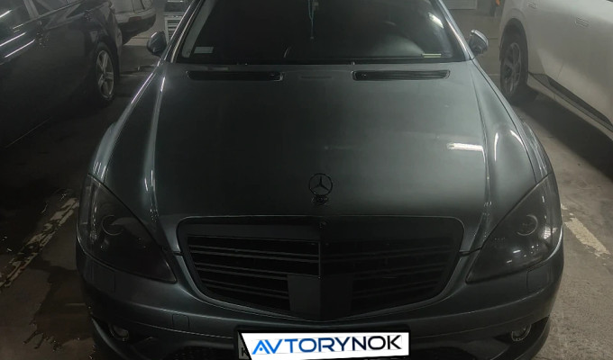Mercedes-Benz S-Класс 2007 года