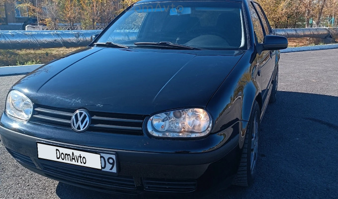 Volkswagen Golf 2001 года