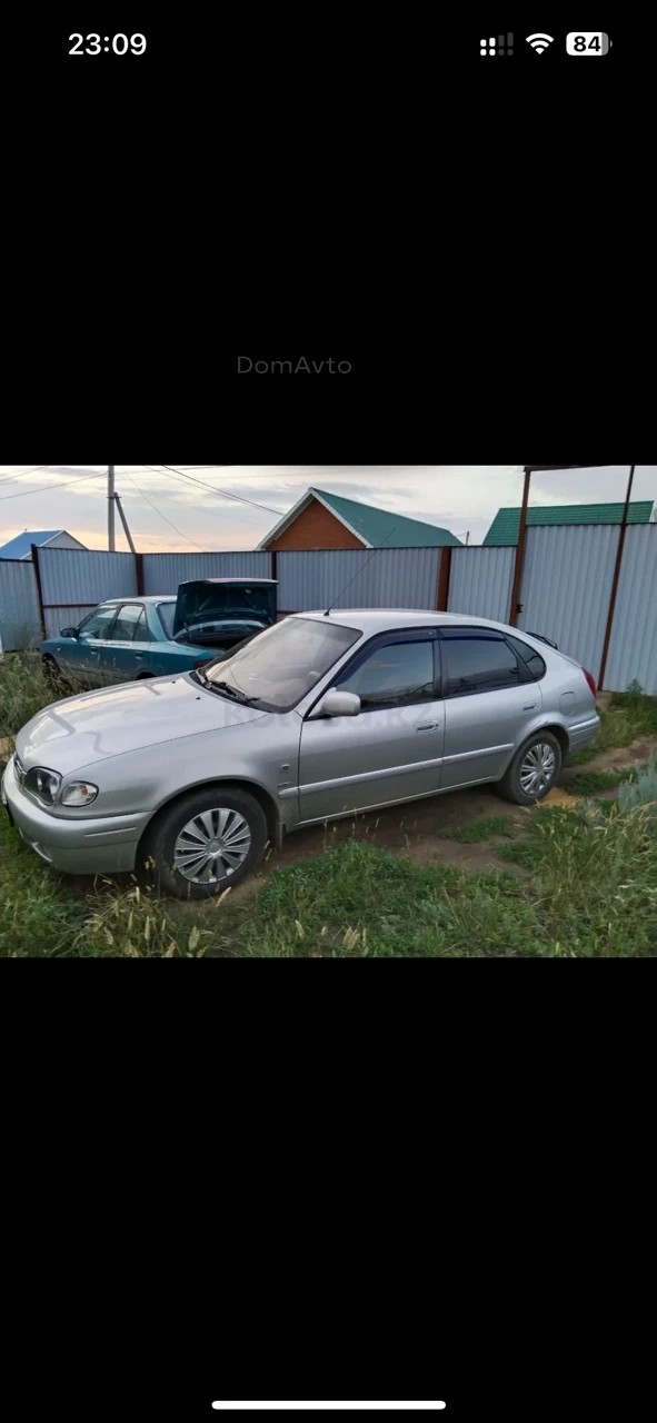 Toyota Corolla, 2001