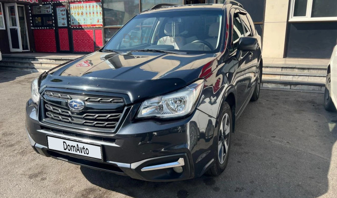 Subaru Forester 2017 года