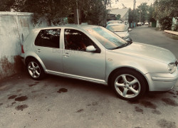 Volkswagen Golf 2002 года