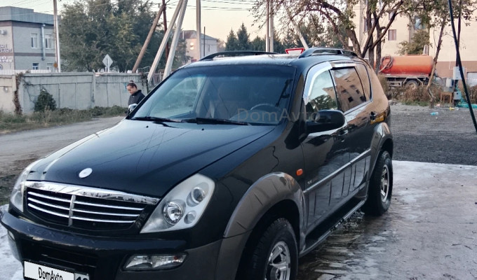 SsangYong Rexton 2001 года