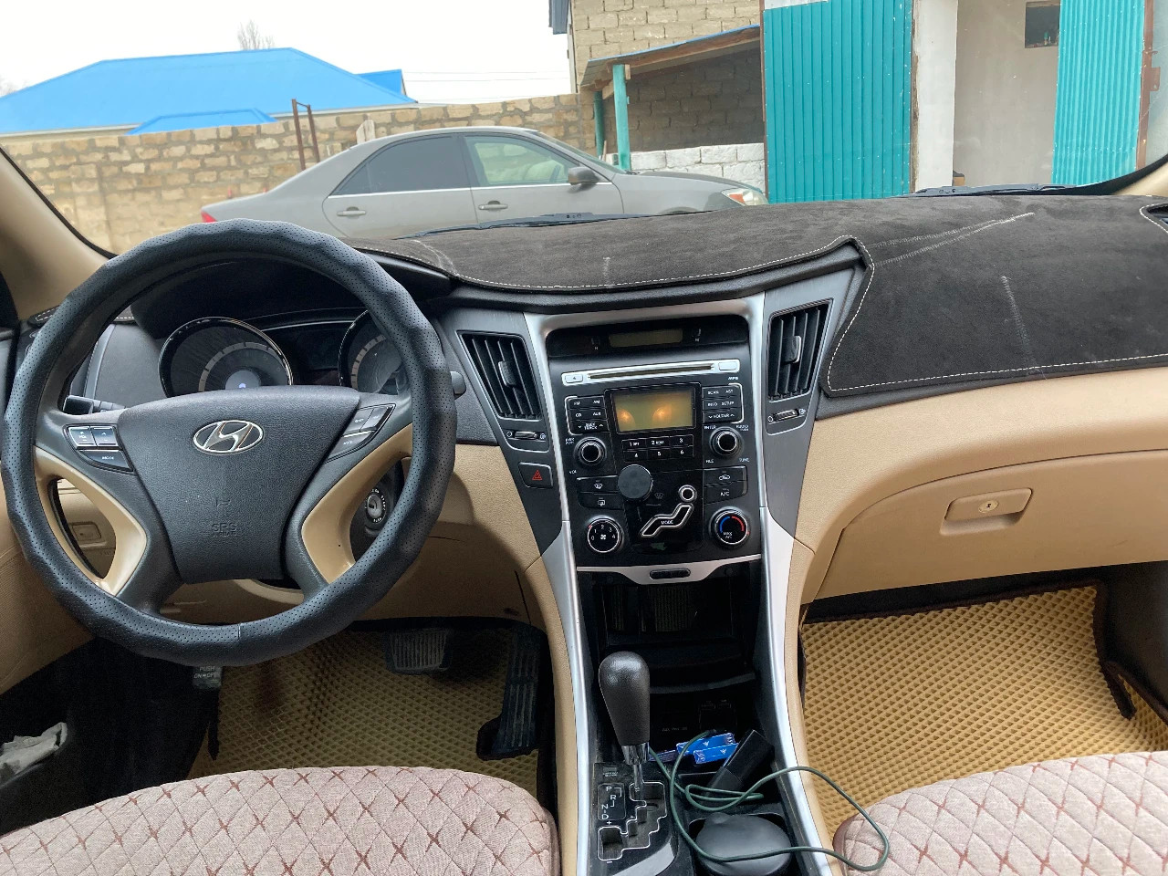 Hyundai Sonata, 2011