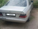 Mercedes-Benz E-Класс 1993 года