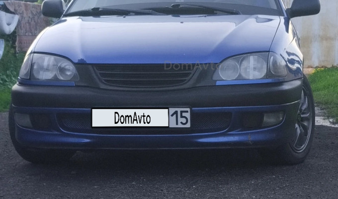 Toyota Avensis 1998 года