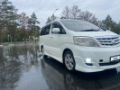 Toyota Alphard 2005 года