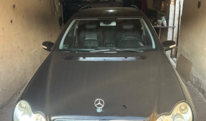 Mercedes-Benz C-Класс 2002 года