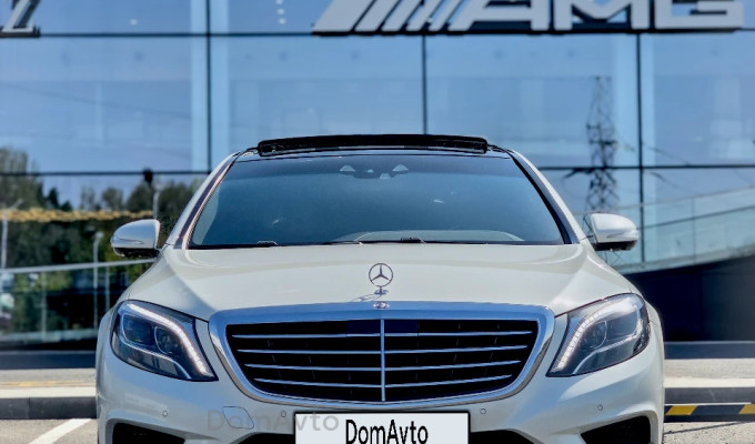 Mercedes-Benz S-Класс 2015 года