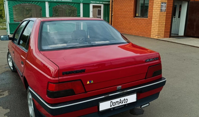 Peugeot 405 1992 года