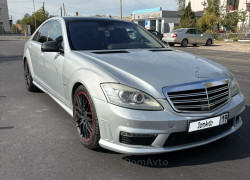 Mercedes-Benz S-Класс 2008 года