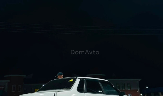 ВАЗ (Lada) 21099 2002 года