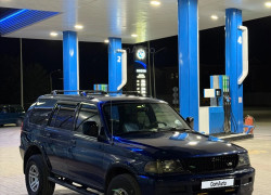Mitsubishi Montero Sport 1999 года
