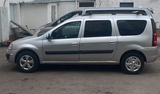 ВАЗ (Lada) Largus 2015 года