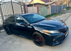 Toyota Camry 2019 года
