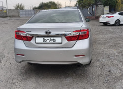 Toyota Camry 2011 года