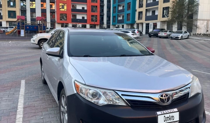 Toyota Camry 2012 года