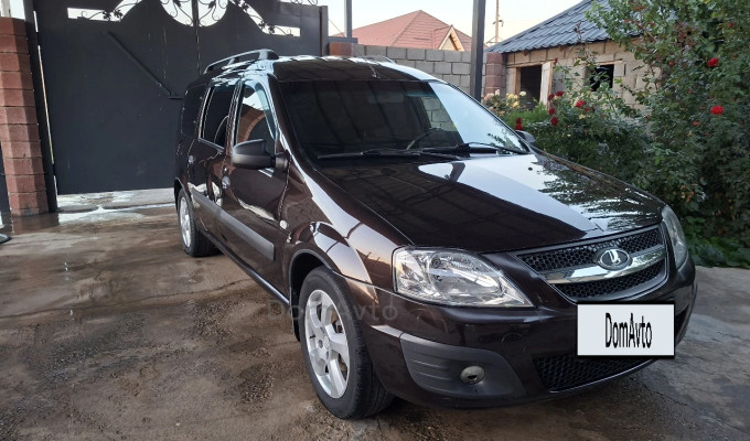 ВАЗ (Lada) Largus 2017 года