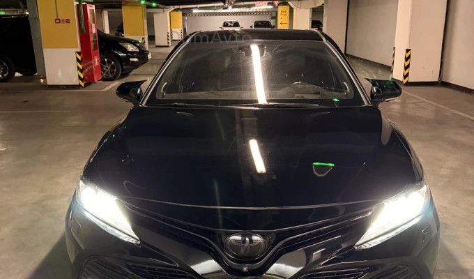Toyota Camry 2018 года