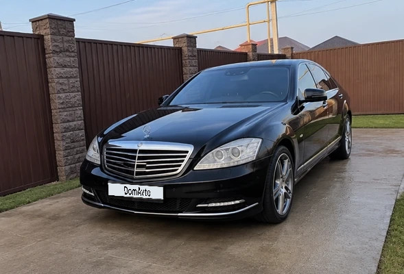 Mercedes-Benz S-Класс 2009 года
