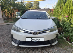 Toyota Corolla 2017 года