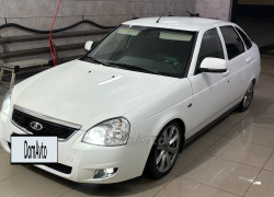 ВАЗ (Lada) Priora 2013 года