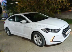 Hyundai Elantra 2018 года