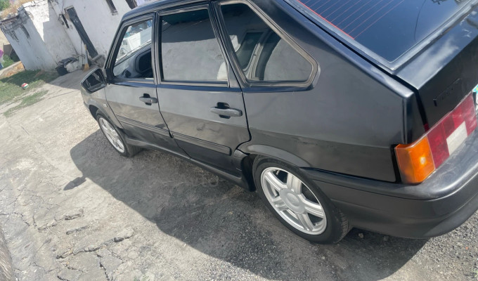 ВАЗ (Lada) 2114 2012 года