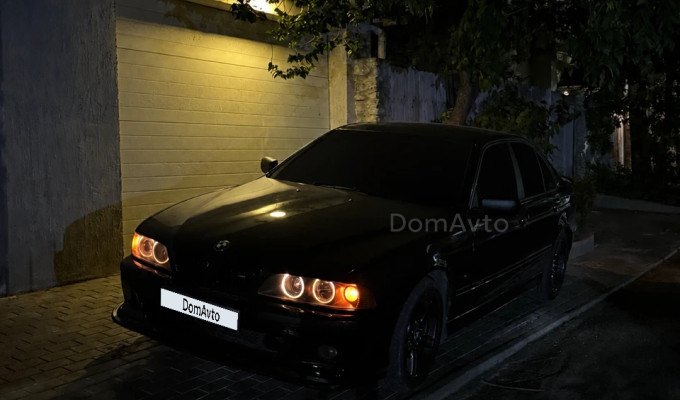 BMW 5 серия 2002 года