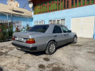 Mercedes-Benz E-Класс 1990 года