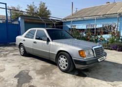Mercedes-Benz E-Класс 1990 года