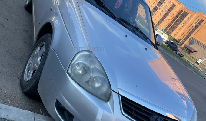 ВАЗ (Lada) Priora 2013 года