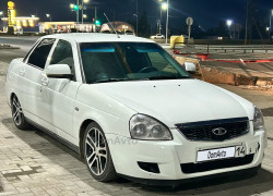 ВАЗ (Lada) Priora 2015 года