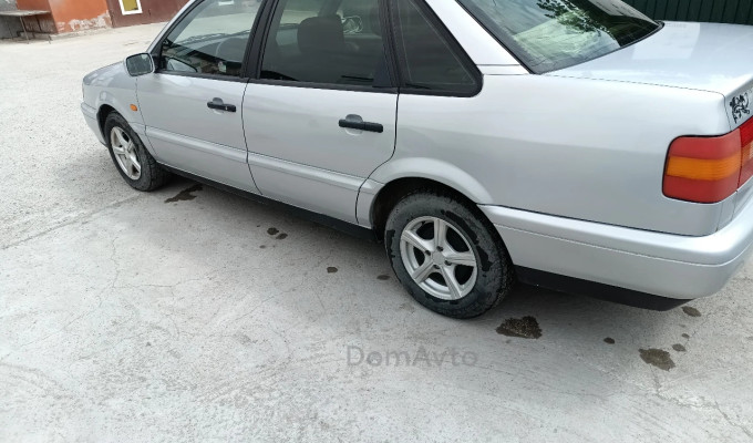 Volkswagen Passat 1995 года