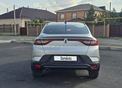Renault Arkana 2021 года