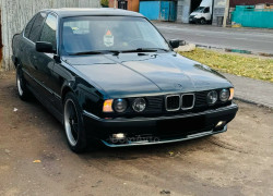 BMW 5 серия 1993 года