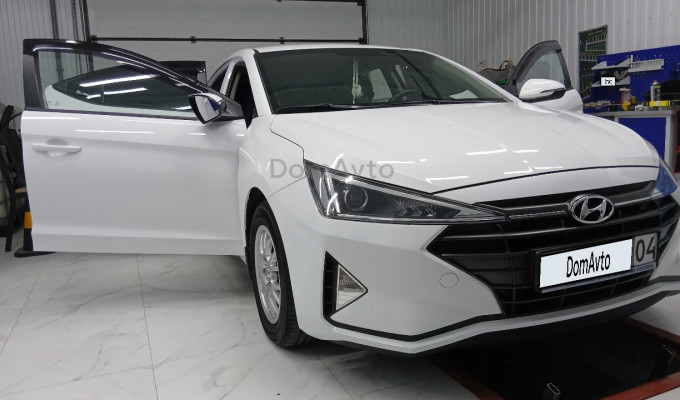 Hyundai Elantra 2020 года
