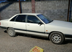 Audi 100 1990 года