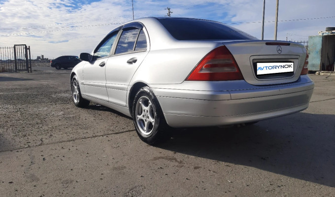 Mercedes-Benz C-Класс 2001 года